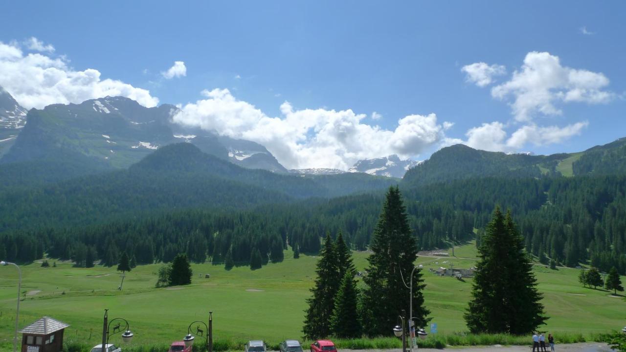 Rta Hotel Catturani Мадонна-ди-Кампильо Экстерьер фото