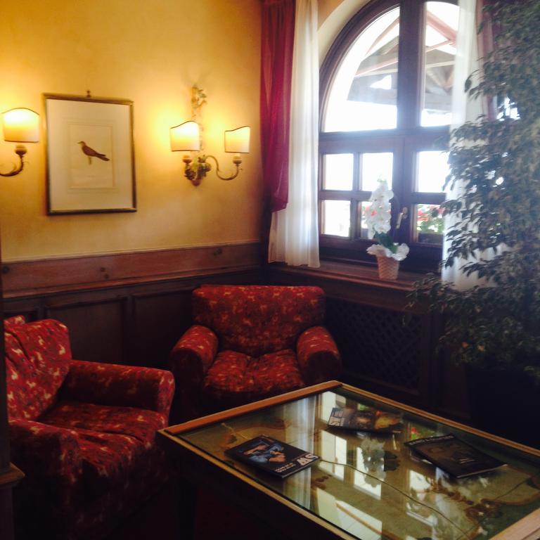 Rta Hotel Catturani Мадонна-ди-Кампильо Экстерьер фото