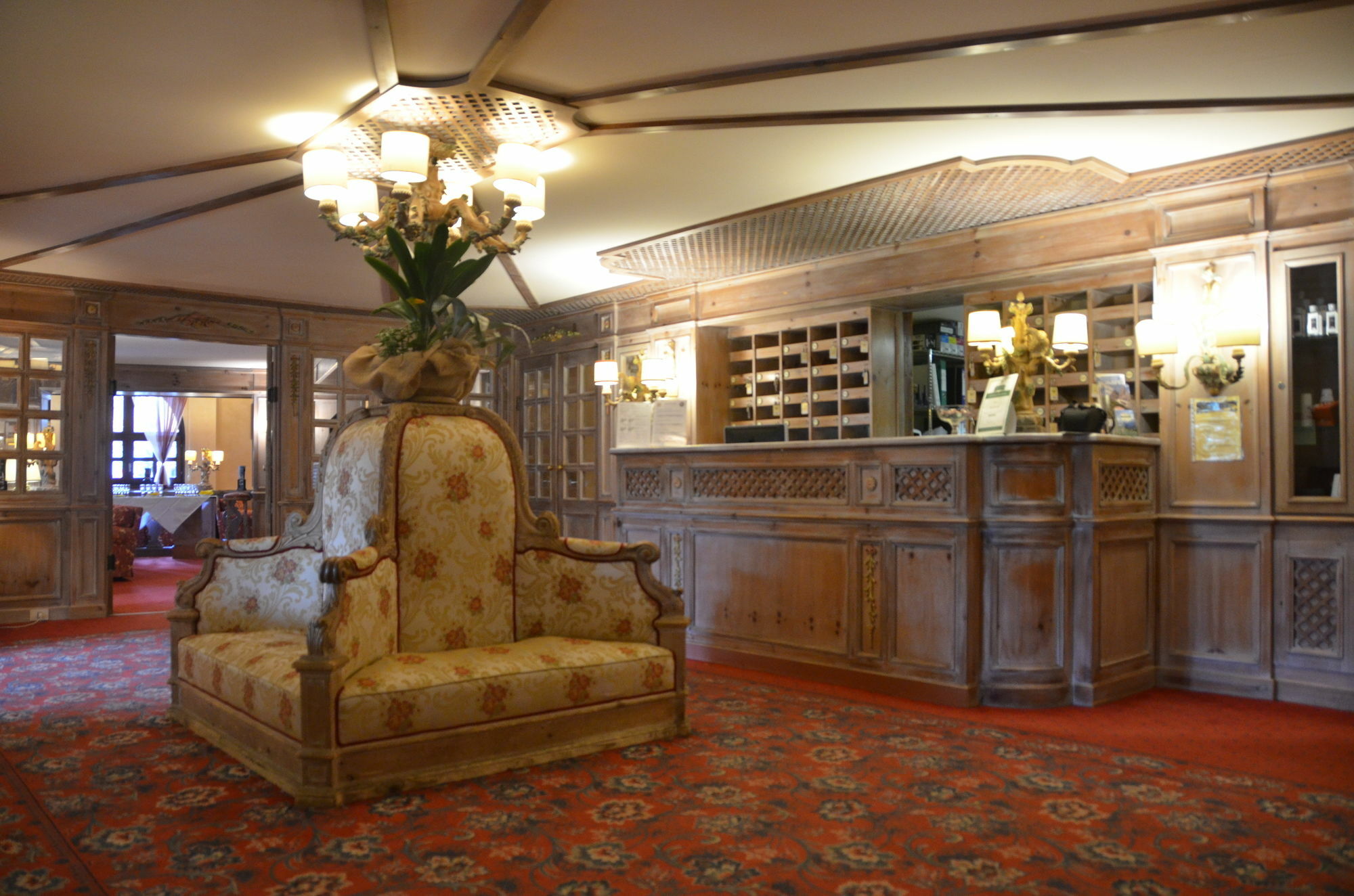 Rta Hotel Catturani Мадонна-ди-Кампильо Экстерьер фото